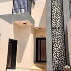ادوار للبيع في الحمراء