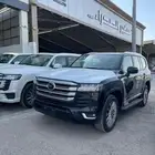 جي اكس ار 2025 L4 بنزين اسود عبداللطيف جميل