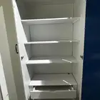 اثاث غرفة للبيع سريرين وخزانة ودرج