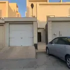 فيلا للبيع في حي عكاظ بالرياض