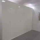 غرف نوم وأبواب