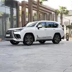 جيب لكزس ايجار