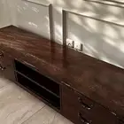 اثاث وطاولات ومنقي وسجاد