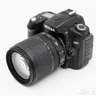 كاميرة نيكون D90