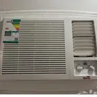 مكيف جديد ما له ثلاثة شهور عندي