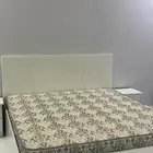 غرفة نوم وكنب