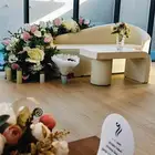ملكة مع خضار وتزيين طاولات وطاولة حلا