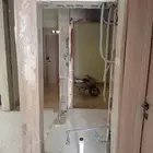 قص الجدران بالصاروخ والمنشار