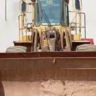 للبيع شيول مقاس 966 اف نظيف على شرط