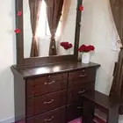 غرفه نوم استعمال بسيط شبه جديد وخشب ممتاز للبيع المستعجل