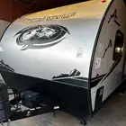 كرفان امريكي قلص 2022