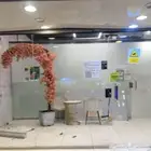 سكريت زجاج للبيع سليم ونظيف