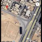 بيت قديم للبيع في حي الحمرا ارض