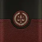 خدمات قانونية