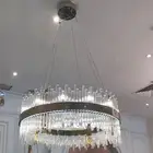 ثريا كريستاليه مع إطار ذهبي