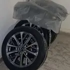 للبيع قطع غيار أصلية ل Lexus ES300 موديل 2024