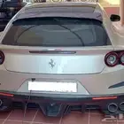 Ferrari GTC4 Lusso V12 ( 2017 )