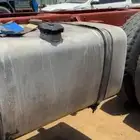 تانكي شاحنه ديزل نظيف وعلى جميع الشروط وجاهز بقواعده