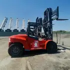 رافعه شوكيه فوركلفت سيزرلفت للايجار الشهري