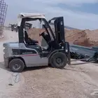 رافعة شوكية (فوركلفت) forklift للإيجار