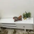 بيع دولاب تلفزيون (طاولة تلفزيون) نظيف جدا