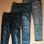 3 بنطلون جينز رجالي أصغر مقاس نظيف جدا