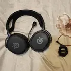 سماعه ستيل سيريس خفيفه ومريحه مايكها جيد جدا