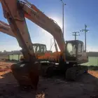 بوكلين للايجار الشهري فقط