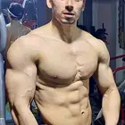 مدرب شخصي أونلاين