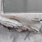 باب تويوتا انوفا اليسار حق الوكالة