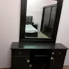 غرفة نوم لون اسود للبيع