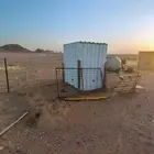خيمتين وحنفيه وحمام
