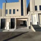 للبيع ارواف ارضيه وعلويه  سطح بحوش ومدخل سياره