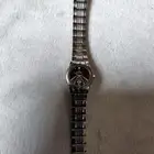 ساعة حريمي مثل الجديدة