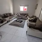 السلام عليكم ورحمة الله وبركاته يوجد مجلس كامل للبيع