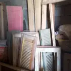 ابواب وشبابيك خشب ونظيفه