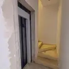 للبيع دور علوي بصك مستقل حي النظيم