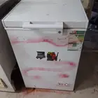 ثلاجة فريزر صغيرة