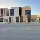 للبيع فيلا زاوية درج داخلي وشقه حي المرجان