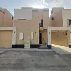 للبيع دور علوي بصك مستقل حي البيان