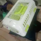 قفص صغير حمل القطط حجمه مناسب لقطه واحده للتنقل لون ابيض واخ
