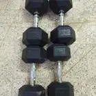 اربع دنامبل اوزان حديد الي فوق 40 كج والي تحت 30 كج