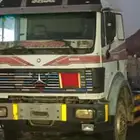 نشتري شاحنات تشليح أو استخدام بأسعار مناسبة