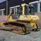 مطلوب بلدوزر صغير او كبير للعمل خميس مشيط