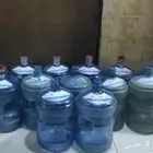 قوارير مياه المنهل وتأنيا