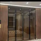 دواليب خشب وديكورات جدارية حسب الطلب وحسب التصاميم