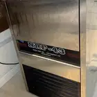 صانعة الثلج