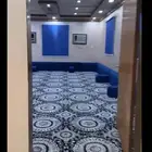 يوجود اثاث منزل مجالس ومخاد وغرفه نوم وفرشات وستاير