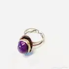 خاتم فضة عيار 925  بتصميم عصري بحجر الجمشت البنفسجي