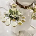 ضيفات ومباشرات. وقهوجية